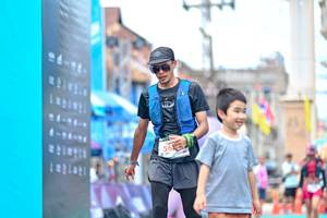 BIB: 569
                            <button type="button" onclick="openModal(24883958)" class="btn btn-primary btn-sm float-right btn-popup" data-toggle="modal" data-target=".modal-high-quality">
                        <i class="fas fa-shopping-cart"></i> Add to Cart
                    </button>
                                            <button type="button" onclick="isThisMe(24883958, true)" class="btn btn-success btn-sm float-right btn-popup btn-isme hidden" data-toggle="tooltip" data-placement="bottom" title="นี่คือรูปของคุณใช่ไหม คลิกที่นี่เพื่อเอาเข้าอัลบั้ม">
                        <i class="fas fa-plus"></i> Add to album
                    </button>
                    <button type="button" onclick="isThisMe(24883958, false)" class="btn btn-warning btn-sm float-right btn-popup btn-isnotme hidden">
                        <i class="fas fa-ban"></i> Remove from album
                    </button>